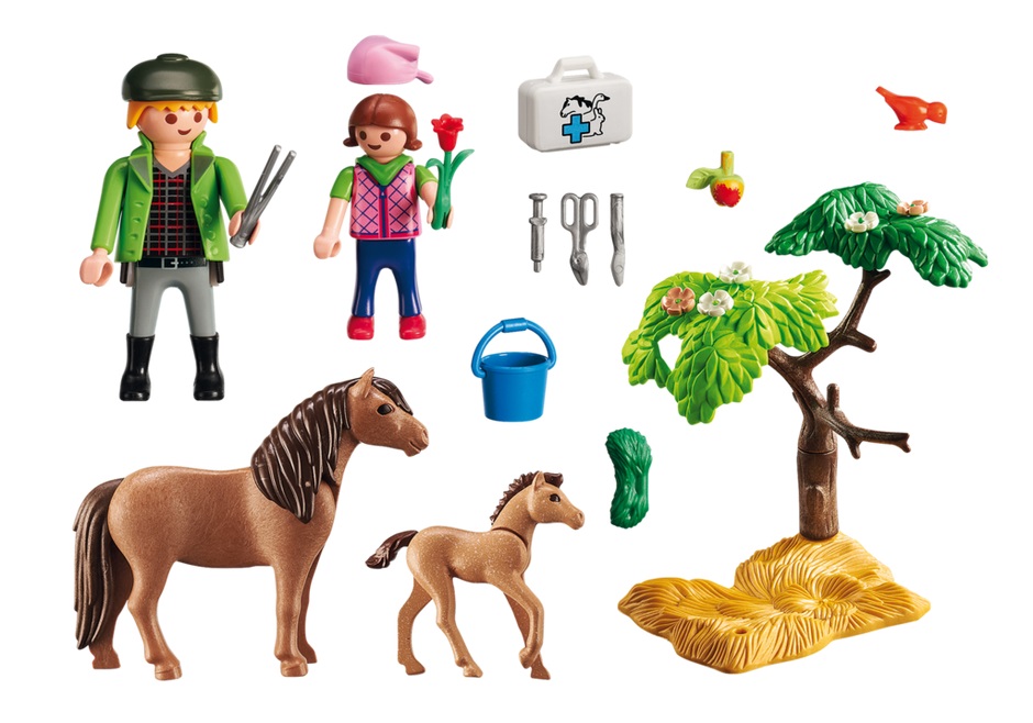 Игровой набор из серии Ферма Пони: Ветеринар с пони и жеребенком  